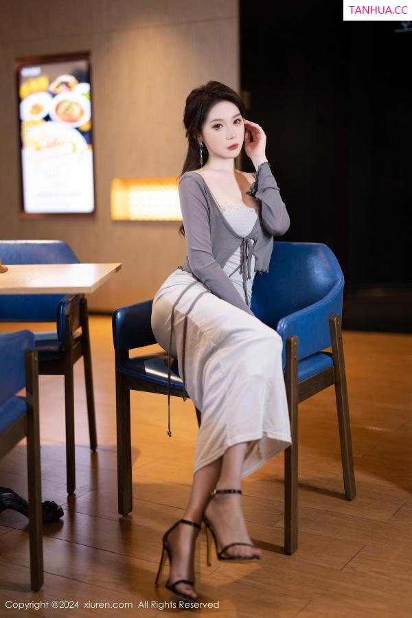 梦心玥  [XiuRen]高清写真图 2024.08.13 No.9007 梦心玥 丝袜美腿第6张图片